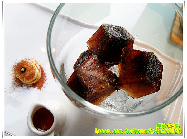 飛饗創意西式料理：【台南-東區】聖誕大餐新選擇! 創意x美味x西式料理!!《飛饗創意西式料理》