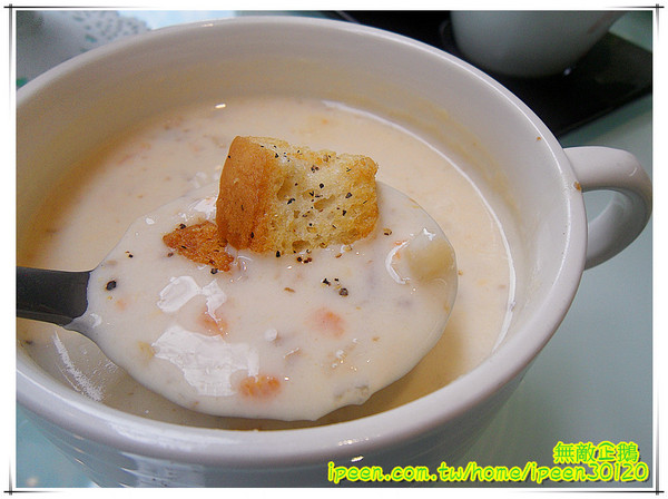 飛饗創意西式料理：【台南-東區】聖誕大餐新選擇! 創意x美味x西式料理!!《飛饗創意西式料理》