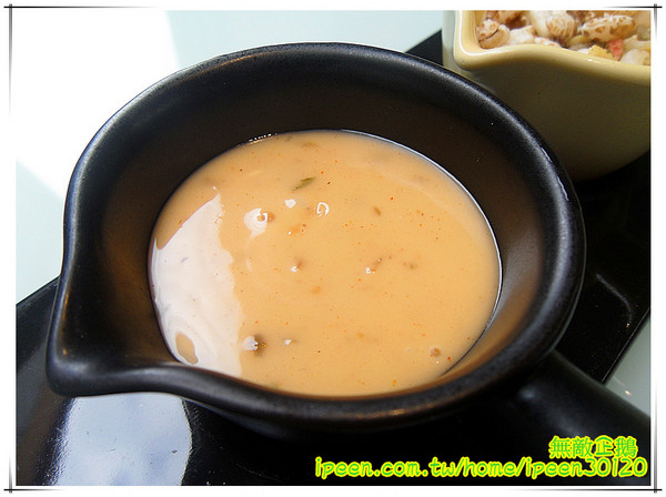 飛饗創意西式料理：【台南-東區】聖誕大餐新選擇! 創意x美味x西式料理!!《飛饗創意西式料理》