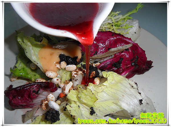 飛饗創意西式料理：【台南-東區】聖誕大餐新選擇! 創意x美味x西式料理!!《飛饗創意西式料理》