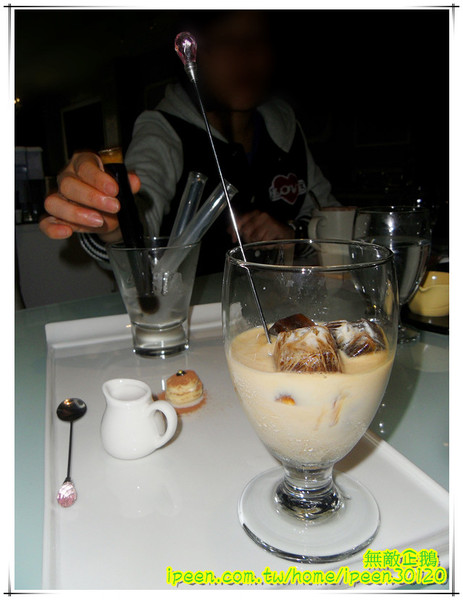 飛饗創意西式料理：【台南-東區】聖誕大餐新選擇! 創意x美味x西式料理!!《飛饗創意西式料理》