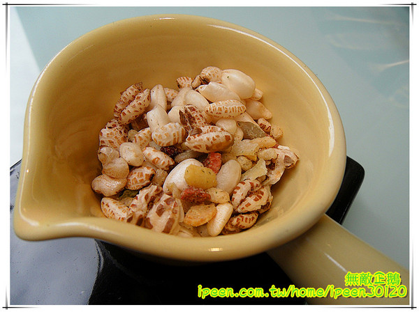 飛饗創意西式料理：【台南-東區】聖誕大餐新選擇! 創意x美味x西式料理!!《飛饗創意西式料理》