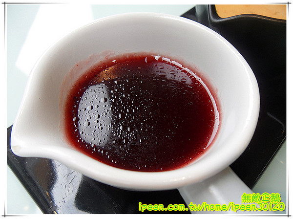 飛饗創意西式料理：【台南-東區】聖誕大餐新選擇! 創意x美味x西式料理!!《飛饗創意西式料理》