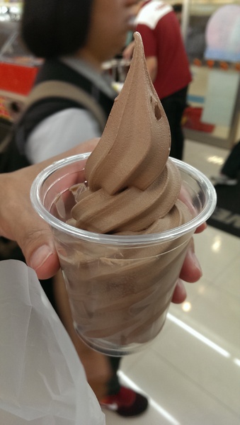 TAKO將(板橋大遠百店)：《新北。板橋大食代》TAKO 將│跳舞的柴魚片~日式炒麵+醬油章魚燒