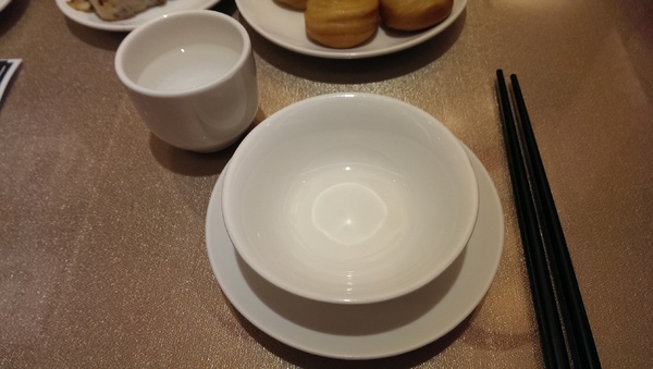 好旺記港式茶餐廳：《新北。新店》好旺記港式茶餐廳│爆漿流沙地瓜球~平價又美味的港式點心!