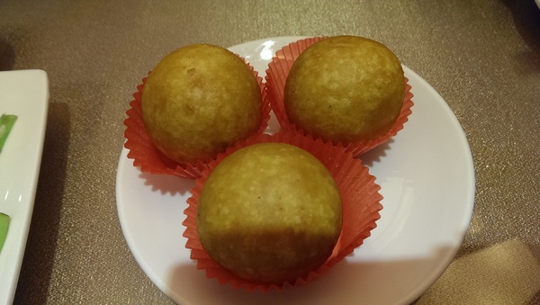 好旺記港式茶餐廳：《新北。新店》好旺記港式茶餐廳│爆漿流沙地瓜球~平價又美味的港式點心!