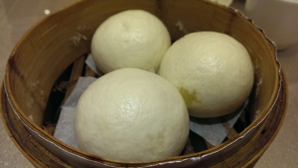 好旺記港式茶餐廳：《新北。新店》好旺記港式茶餐廳│爆漿流沙地瓜球~平價又美味的港式點心!