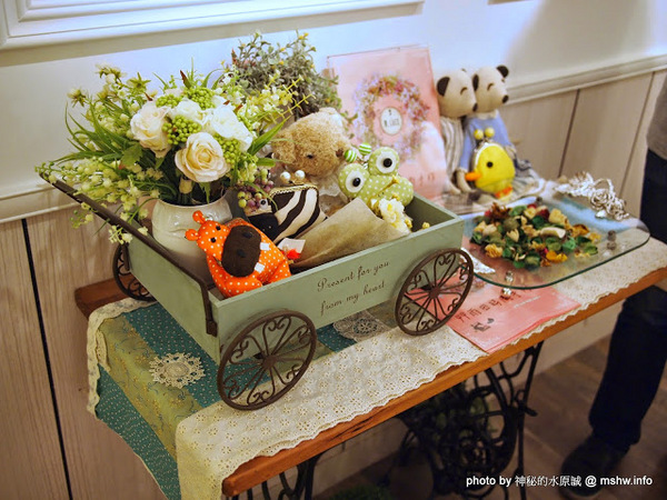 冰果甜心 Bingirl:【食記】台中Fidele Brunch/Crêperie&Bingirl 妃黛法式輕食&冰果甜心@西區 : 甜點新品牌,冰磚心體驗