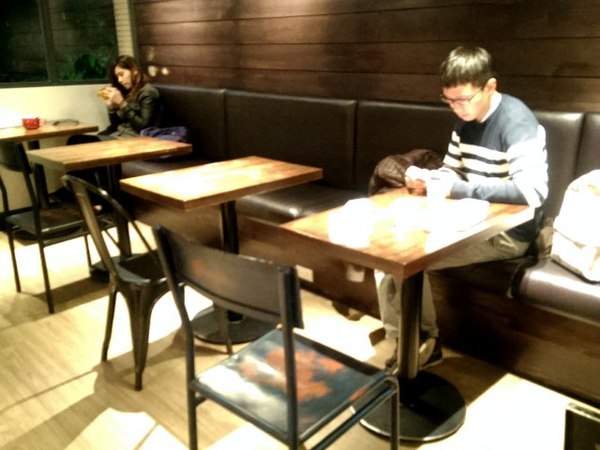 圖書館對面 Duimin cafe & deli:《中和》圖書館對面的好選擇~濃郁咖哩歐姆蛋×焗烤庫克太太×輕食早午餐@永安市場站