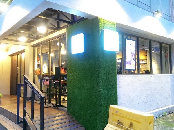 圖書館對面 Duimin cafe & deli:《中和》圖書館對面的好選擇~濃郁咖哩歐姆蛋×焗烤庫克太太×輕食早午餐@永安市場站