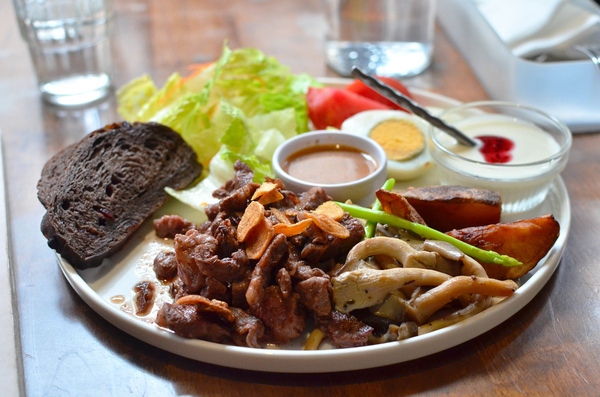 圖書館對面 Duimin cafe & deli：『新北||永安市場』近捷運站早午餐-圖書館對面Duimin Cafe & deli