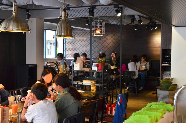 圖書館對面 Duimin cafe & deli：『新北||永安市場』近捷運站早午餐-圖書館對面Duimin Cafe & deli