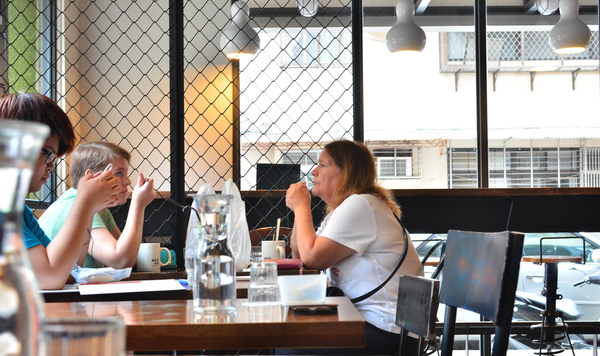 圖書館對面 Duimin cafe & deli：『新北||永安市場』近捷運站早午餐-圖書館對面Duimin Cafe & deli