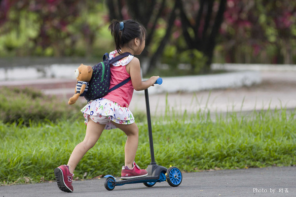 【遊記】{屏東。內埔鄉}榮民黃金隧道:【遊記】{屏東。內埔鄉}阿勃勒~黃金隧道