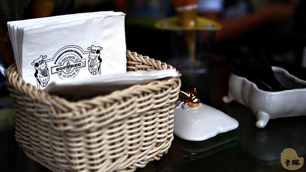 Softree 韓國蜂巢霜淇淋:【隨興食記】《Softree》韓國蜂巢霜淇淋創始店登台