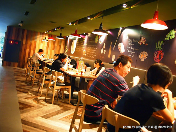 Ita義塔創義料理:【食記】台中ita 義塔創義料理@西區BRT科博館草悟道 : 王品風格義式體驗,中規中矩的口味與價格