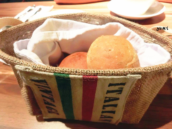 Ita義塔創義料理:【台中食記】眾所期待!王品集團新餐廳@Ita義塔創義料理