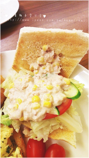 夢羅美式餐廳:<體驗> 夢羅美式餐廳~~~ 讓人會心一笑的周星馳美式小憩風格~餐點也很療癒唷! <鄰近國父紀念館>