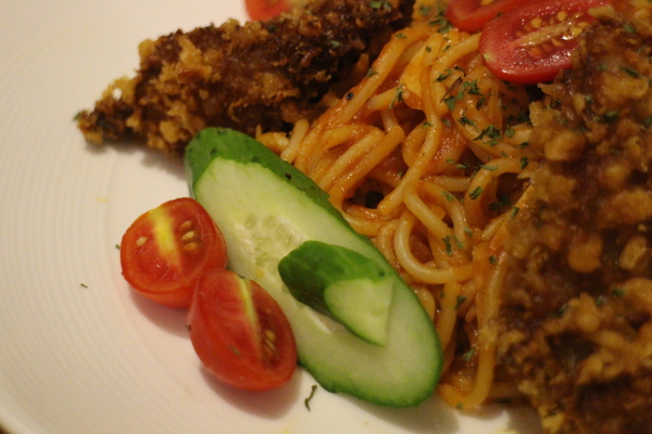 夢羅美式餐廳:台北【夢羅】Monroe美式餐廳-店內有大電視一起瘋世足