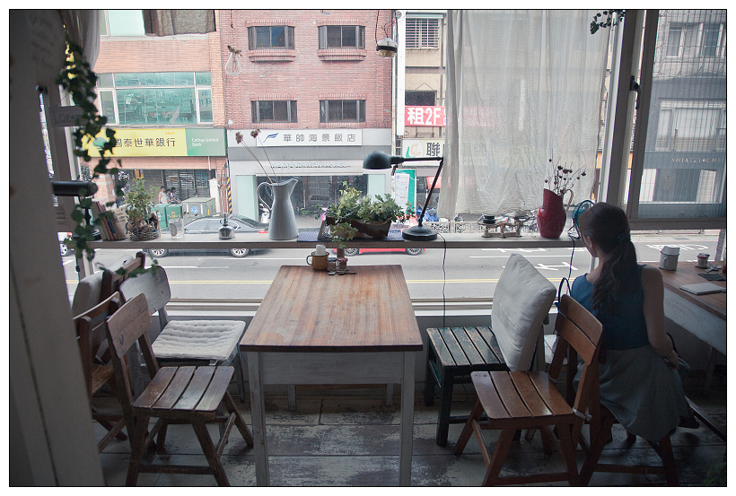 黑兔兔的散步生活