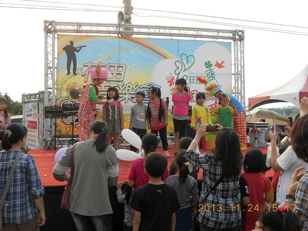 橋頭花田喜事：花田喜事~風情橋頭