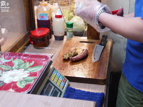 黃金99腸-手作花生大腸：逢甲夜市裡古早味的黃金99腸(花生大腸)