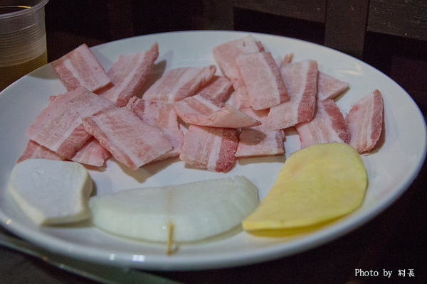 老韓家韓味廚房(高雄店)：【食記】｛高雄。鹽埕區｝老韓家韓味廚房