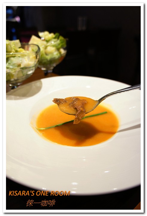 徠一咖啡:小巷弄中的無菜單好口味──徠一咖啡