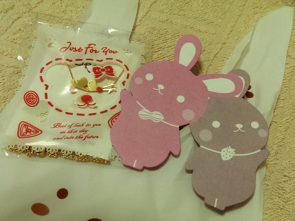 坐坐咖啡：《台北》坐坐咖啡│復古懷舊風~小確幸愛心鬆餅❤ @中山站