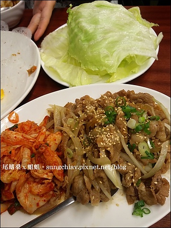 東大門：［新北中和］南勢角仁愛街．東大門韓國廚房．平價推薦韓式烤豬肉、山東燒雞