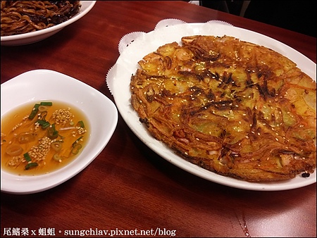 東大門：［新北中和］南勢角仁愛街．東大門韓國廚房．平價推薦韓式烤豬肉、山東燒雞