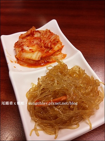 東大門：［新北中和］南勢角仁愛街．東大門韓國廚房．平價推薦韓式烤豬肉、山東燒雞