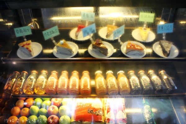 海豚咖啡：偶像劇的拍攝地『海豚咖啡』三芝親子餐廳/包場/淺水灣/看海放鬆好去處