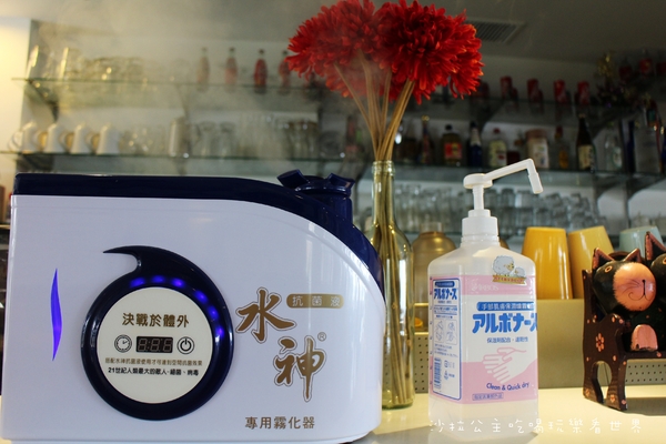 海豚咖啡：偶像劇的拍攝地『海豚咖啡』三芝親子餐廳/包場/淺水灣/看海放鬆好去處