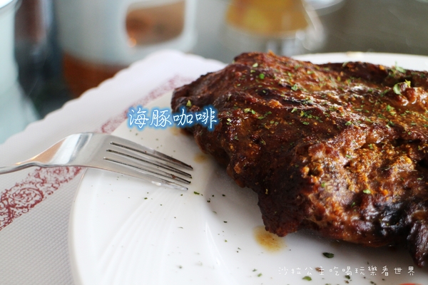 海豚咖啡：偶像劇的拍攝地『海豚咖啡』三芝親子餐廳/包場/淺水灣/看海放鬆好去處