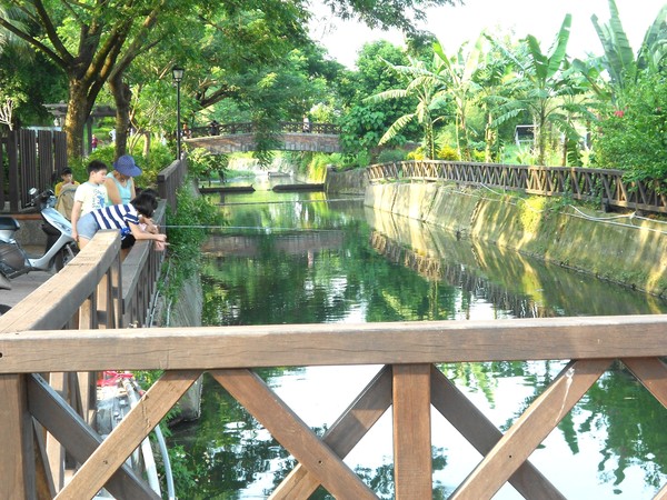 舊鐵橋天空步道:文化公車遊趣(十六)~舊鐵橋2-上橋篇