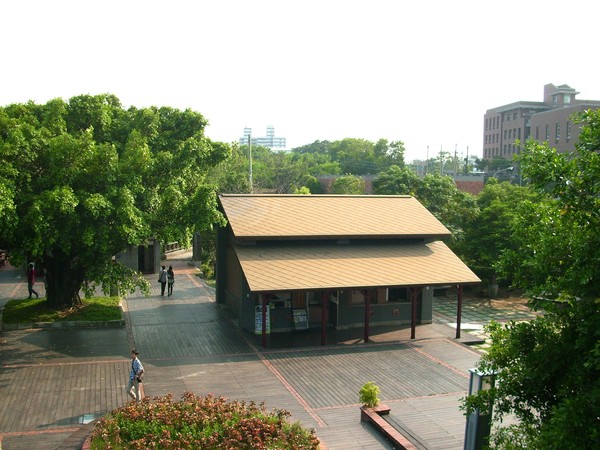 舊鐵橋天空步道：文化公車遊趣(十六)~舊鐵橋2-上橋篇