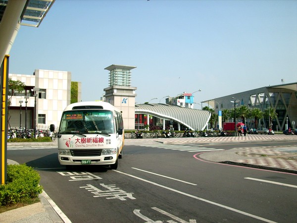 舊鐵橋天空步道：文化公車遊趣(十六)~舊鐵橋2-上橋篇