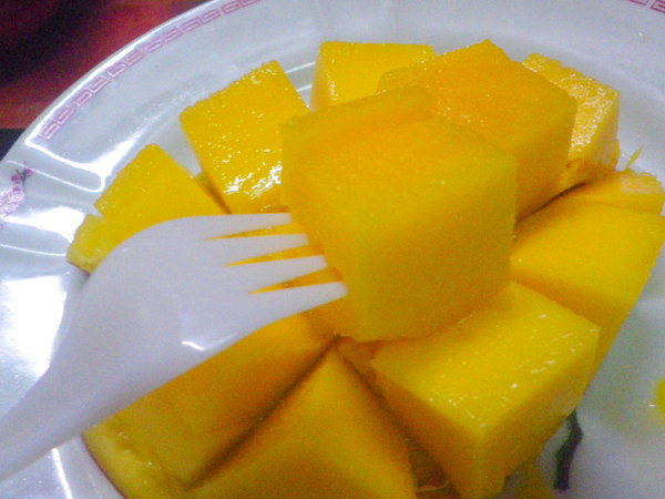 很慢的芒果：[愛文芒果]香甜味美˙怎麼吃都不會膩