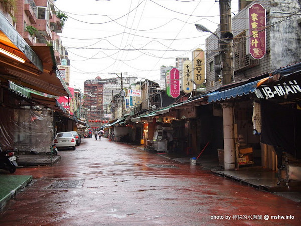星月鮮奶茶：【食記】台北Fresh Milk Tea 星月鮮奶茶鋪通化總店@大安MRT信義安和&六張犁臨江街通化夜市 : 嚴選原料口感絕佳,搭小吃超順口的平價鮮奶茶