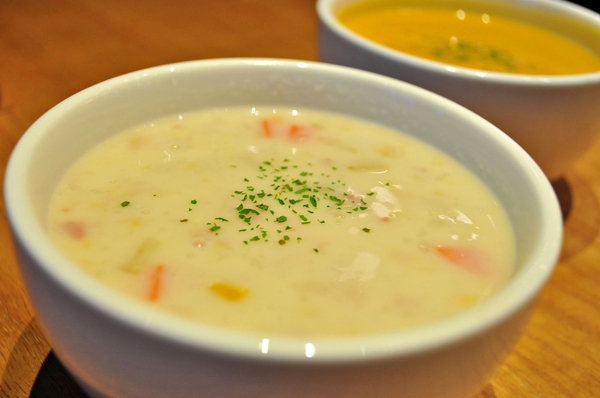 DACOZ!大口吃：【台南】DACOZ!大口吃．饗食天堂也賣漢堡？．桑尼瘦不了