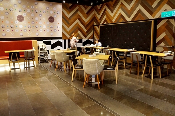 DACOZ!大口吃:台南【DACOZ!大口吃】饗食天堂全新美式品牌 美式漢堡 台南火車站美食推薦 focus美食餐廳