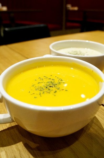 DACOZ!大口吃:台南【DACOZ!大口吃】饗食天堂全新美式品牌 美式漢堡 台南火車站美食推薦 focus美食餐廳