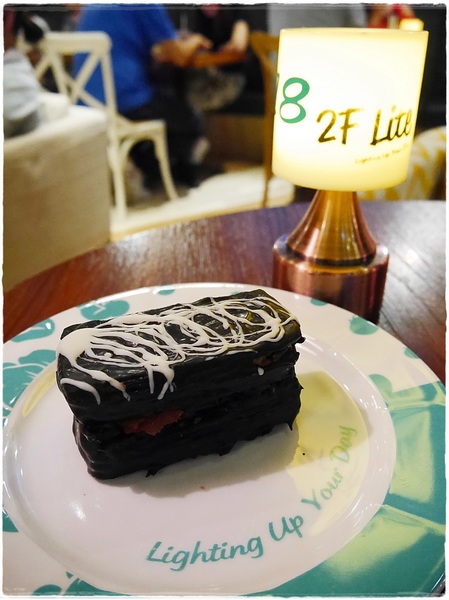 2F Lite 貳拂咖啡:【內湖】2F Lite 貳拂咖啡,都會「輕」風格概念餐廳,義麵/晨餐/排餐/三明治/可頌脆餅/咖啡/手做氣泡水