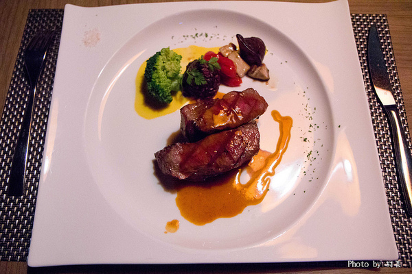 e'tage15 悅品西餐廳：【食記】｛高雄。新興區｝e'tage15 悅品西餐廳