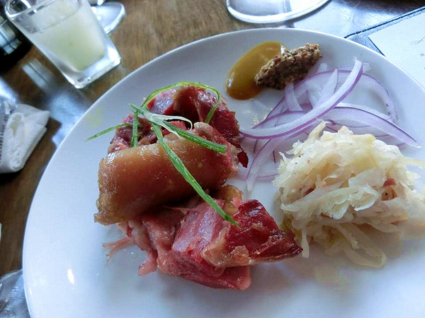 Bravo Beer布娜飛比利時啤酒餐廳(公益店)(公益店):【品酒會】(文末有禮物)品嘗比利時啤酒的歷史與文化~體驗多重層次的微醺♫比利時啤酒品酒會~@Bravo Beer布娜飛比利時啤酒餐廳(公益店)