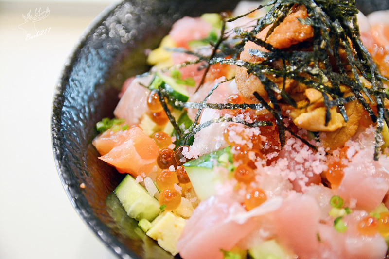 [板橋美食]Show壽司創意料理、日本料理、生魚片、壽司丼飯、握壽司、燒烤(捷運新埔站、捷運板橋站):Banbi217 美食旅遊