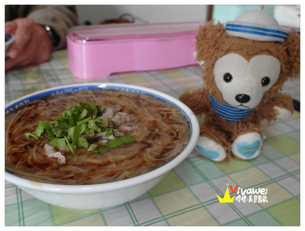 小食光：苗栗銅鑼鄉｜純粹而美味的平價客家小食專賣店『小食光麵堂』 銅鑼火車站 油桐花季 水晶餃 乾麵 麵線 推薦 便宜 美食 小吃