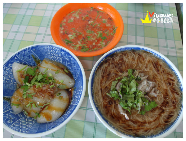 小食光：苗栗銅鑼鄉｜純粹而美味的平價客家小食專賣店『小食光麵堂』 銅鑼火車站 油桐花季 水晶餃 乾麵 麵線 推薦 便宜 美食 小吃