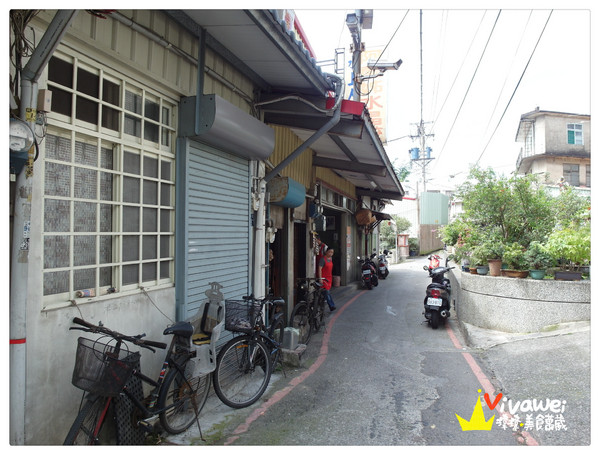 水上人家阿蘭姊水晶餃:苗栗市|在地人才知道的巷弄排隊早餐『水上人家阿蘭姊水晶餃』 Miaoli 南苗 小吃 必吃 早餐 午餐 水晶餃 乾麵 豬血湯